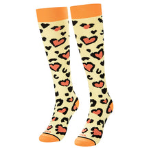 Load image into Gallery viewer, LEOPARD HEARTS COMPRESSION SOCKS
